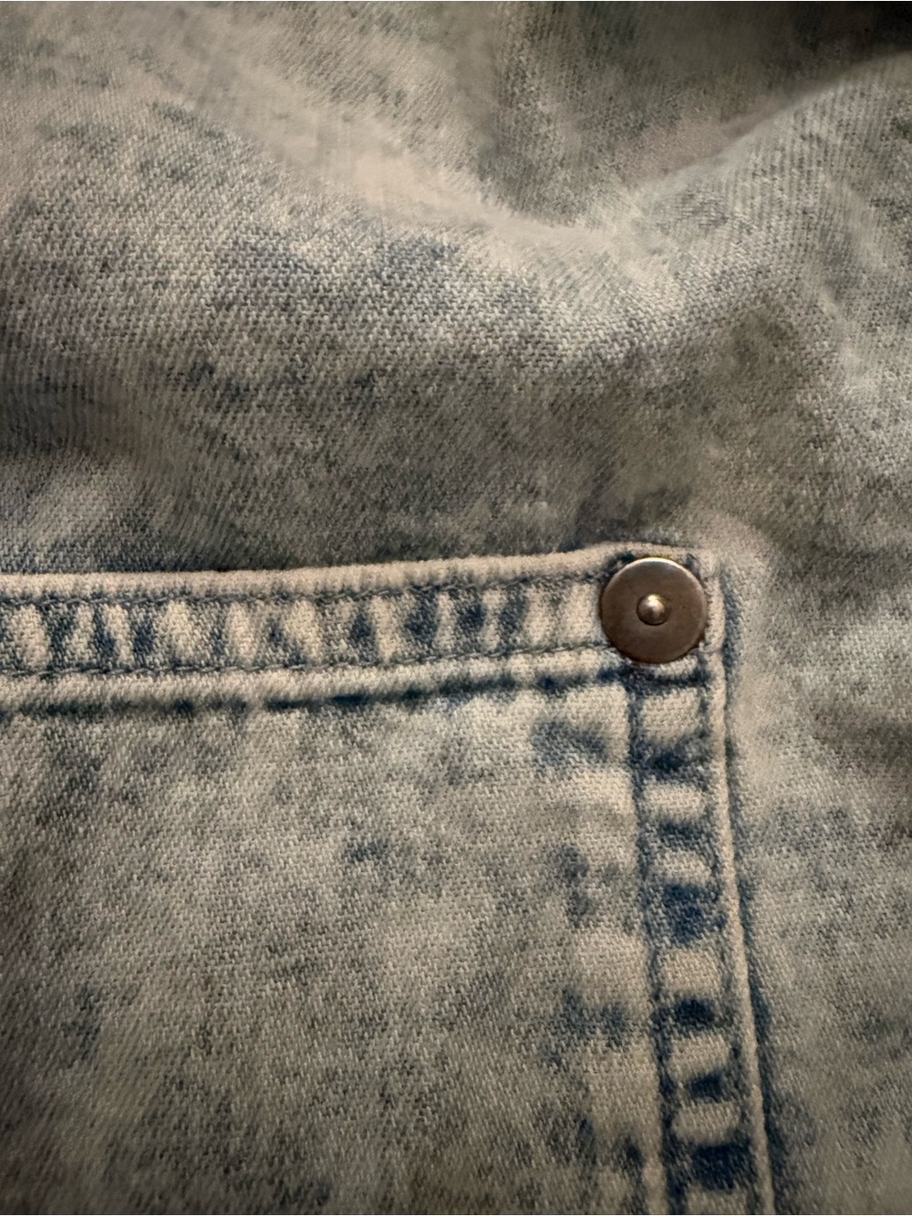 Aerie - oversized denim shirt - acid wash - Picture 5 of 7
